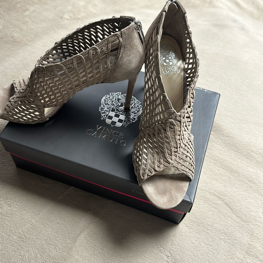 Vince Camuto heels